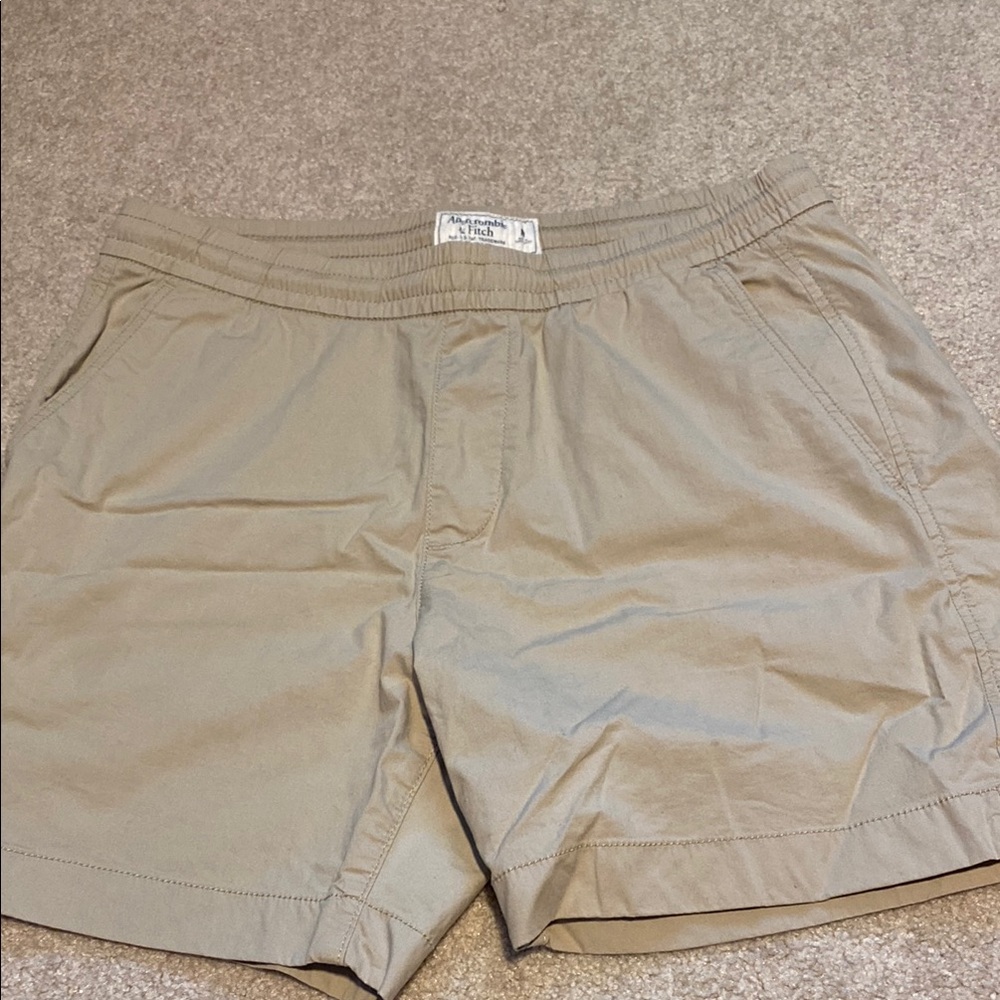 Men's Tan Shorts